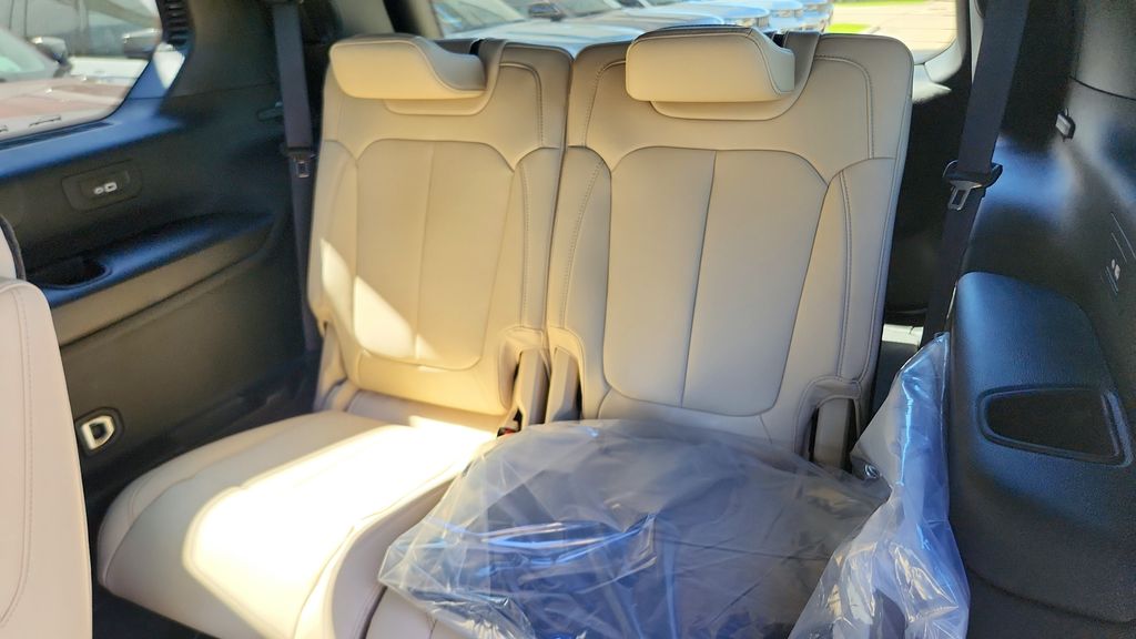 2026 Jeep Grand Cherokee L