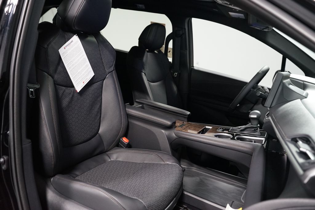 Thumbnail: 2026 Toyota Sienna - 30