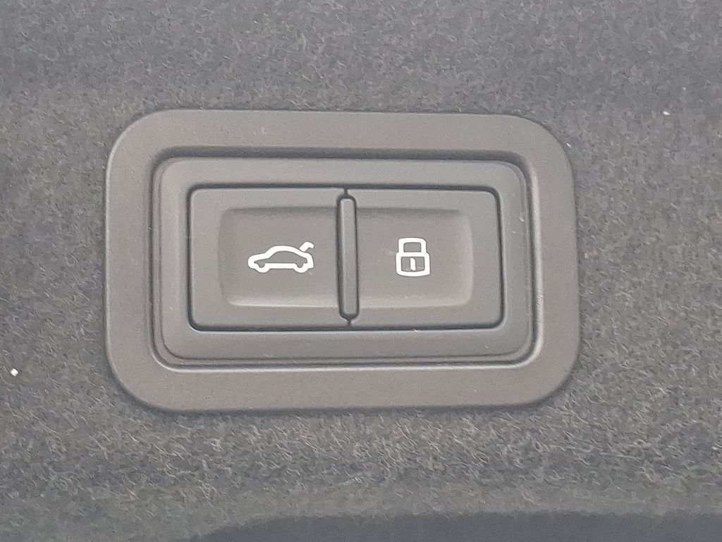 Thumbnail: 2019 Audi A6 - 29