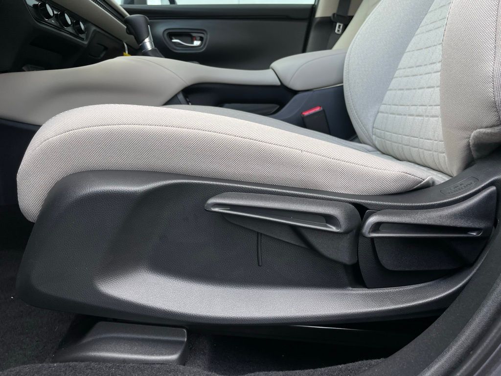 Thumbnail: 2026 Honda HR-V - 25