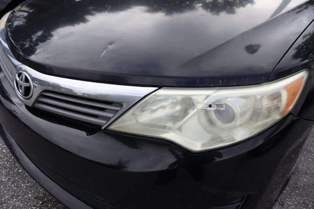 Thumbnail: 2014 Toyota Camry - 3