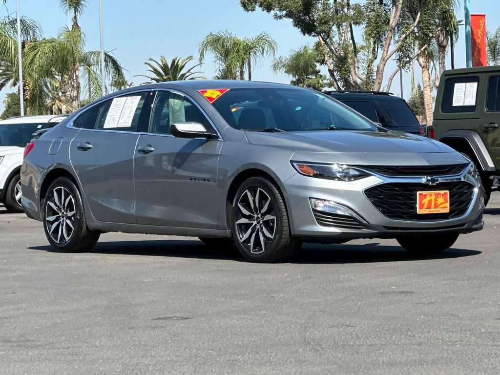 2025 Chevrolet Malibu RS