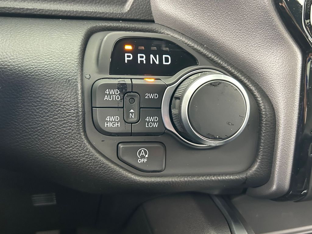 New 2026 Diamond Black Crystal Pearlcoat Ram Big Horn/Lone Star image 19