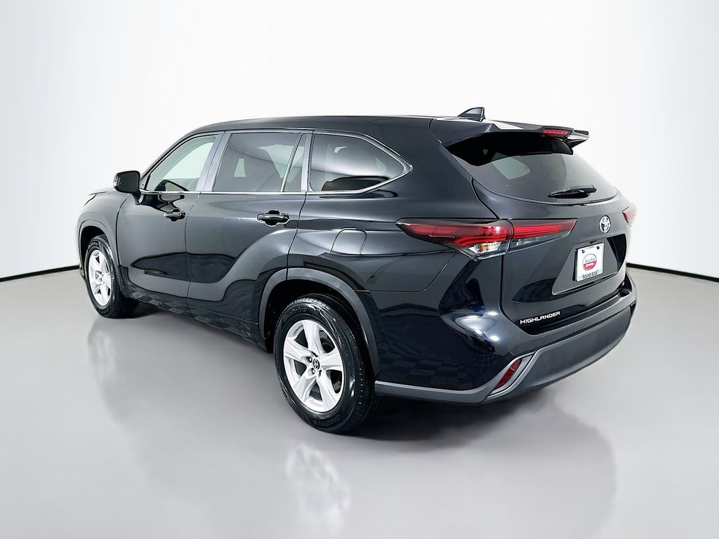 Thumbnail: 2025 Toyota Highlander - 7