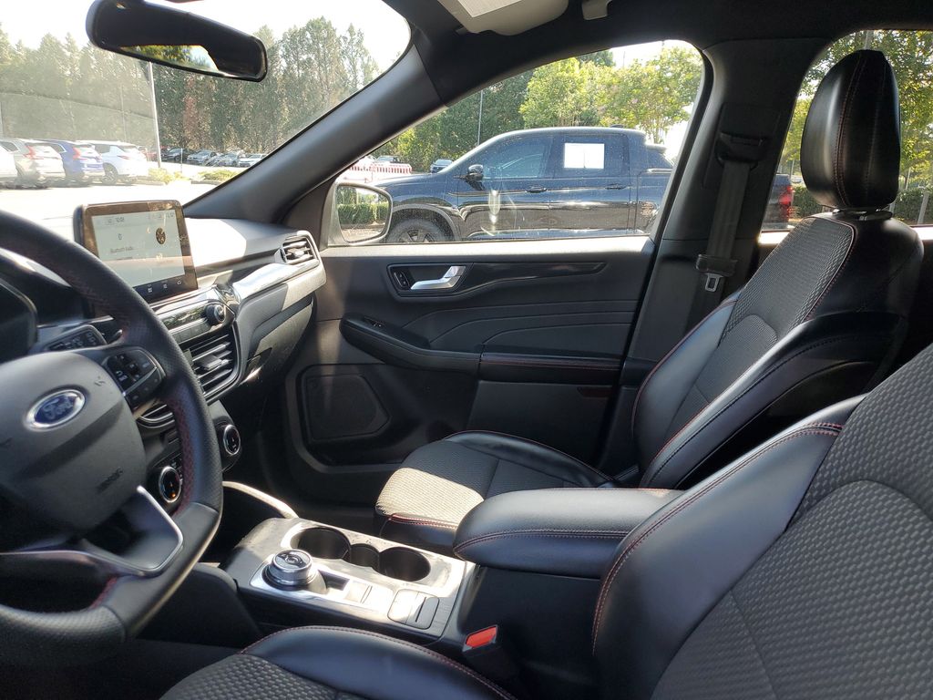 Used 2023 Ford Escape SUV