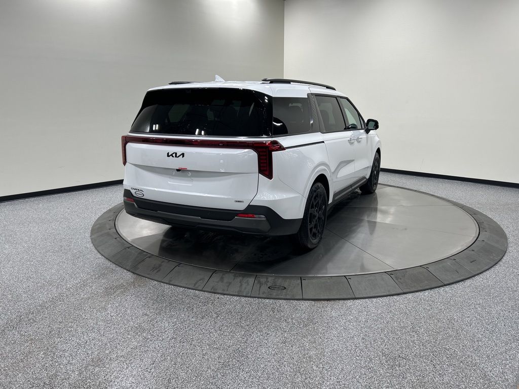 new 2026 Kia Carnival Hybrid car, priced at $52,865