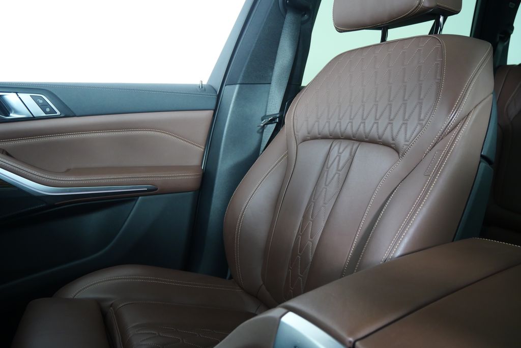 Thumbnail: 2020 BMW X5 - 27