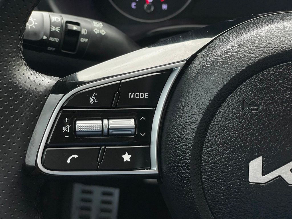 Thumbnail: 2024 Kia Forte - 15