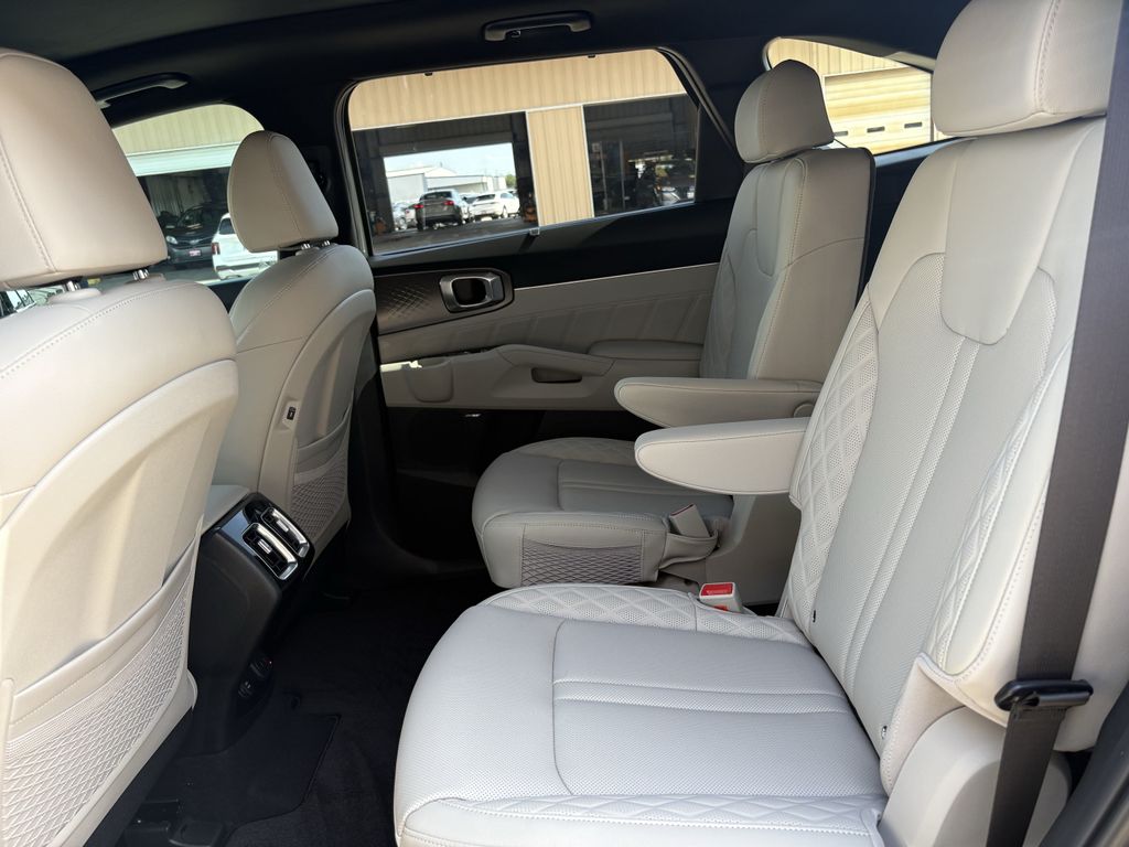2025 Kia Sorento Hybrid SX Prestige Green at Community Kia
