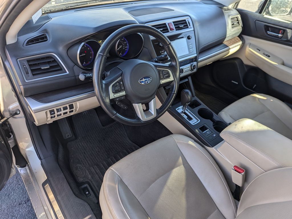 2015 Subaru Legacy 2.5i 24