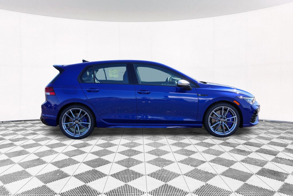 2024 Volkswagen Golf R 2.0T 8