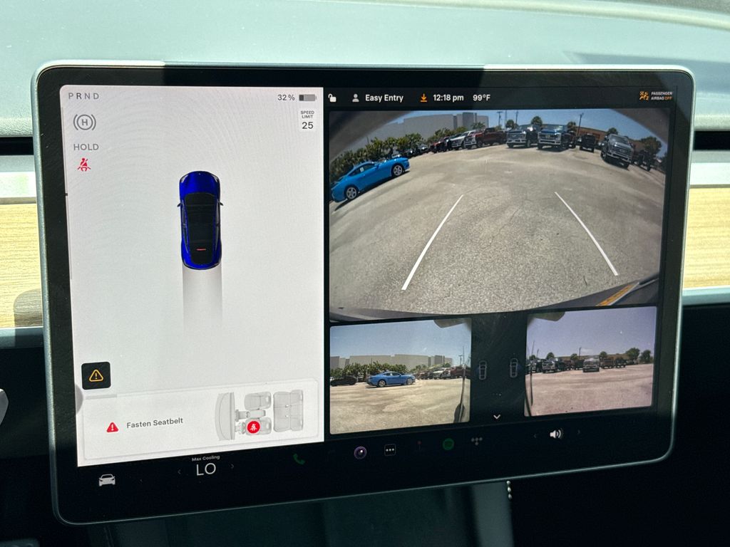 Used 2023  Tesla Performance image 19