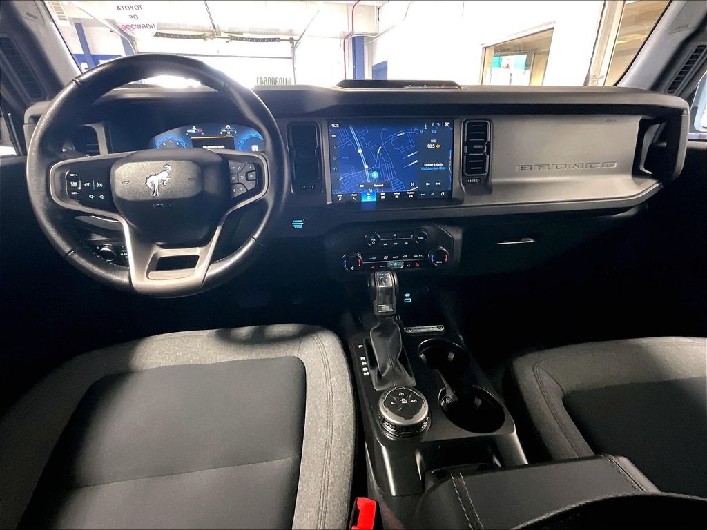 2025 Ford Bronco — photo 21