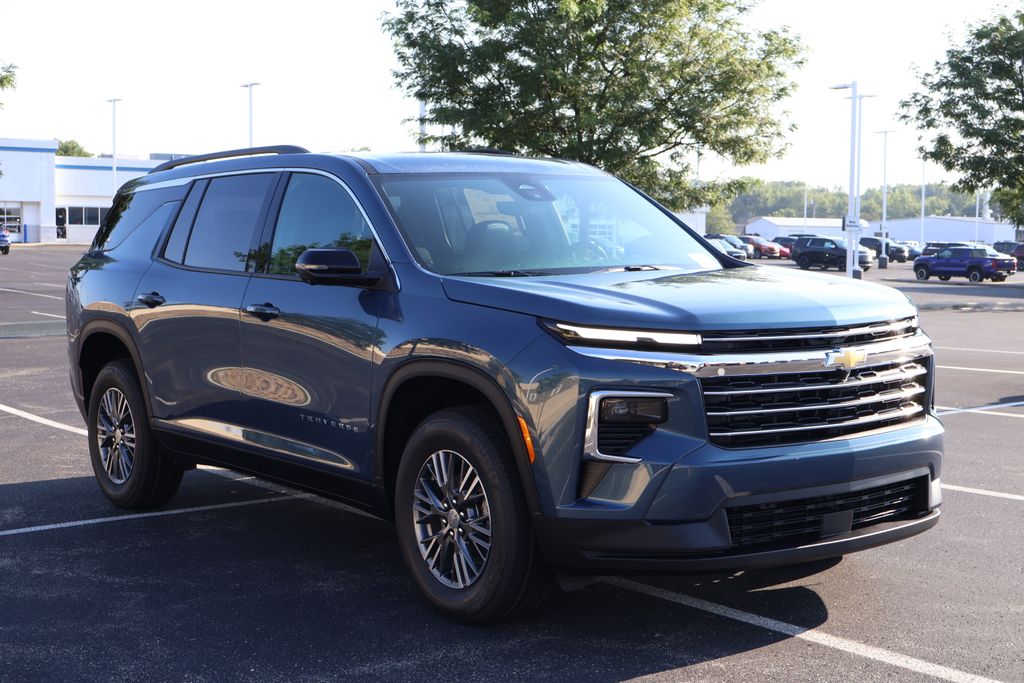 Thumbnail: 2026 Chevrolet Traverse - 10