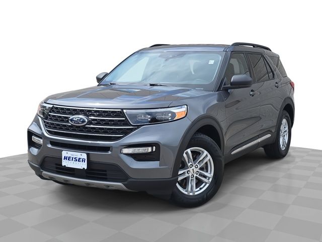 Carbonized Gray Metallic 2023 Ford Explorer XLT AWD SUV / Crossover All-Wheel Drive Automatic
