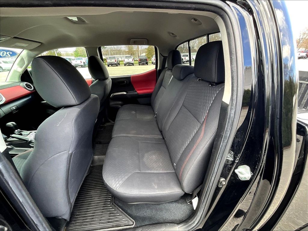 2023 Toyota Tacoma — photo 15