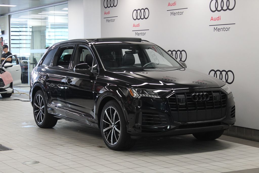 Thumbnail: 2023 Audi Q7 - 8