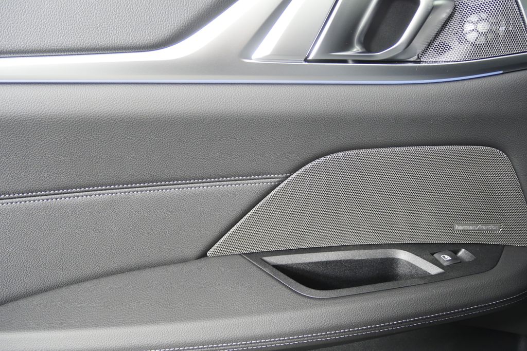 Thumbnail: 2026 BMW i4 - 14