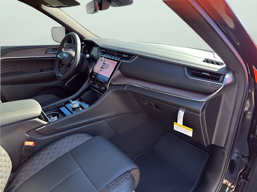 New Car 2025 Jeep Grand Cherokee L  Summit For Sale Under $60,000 In Austin, Texas