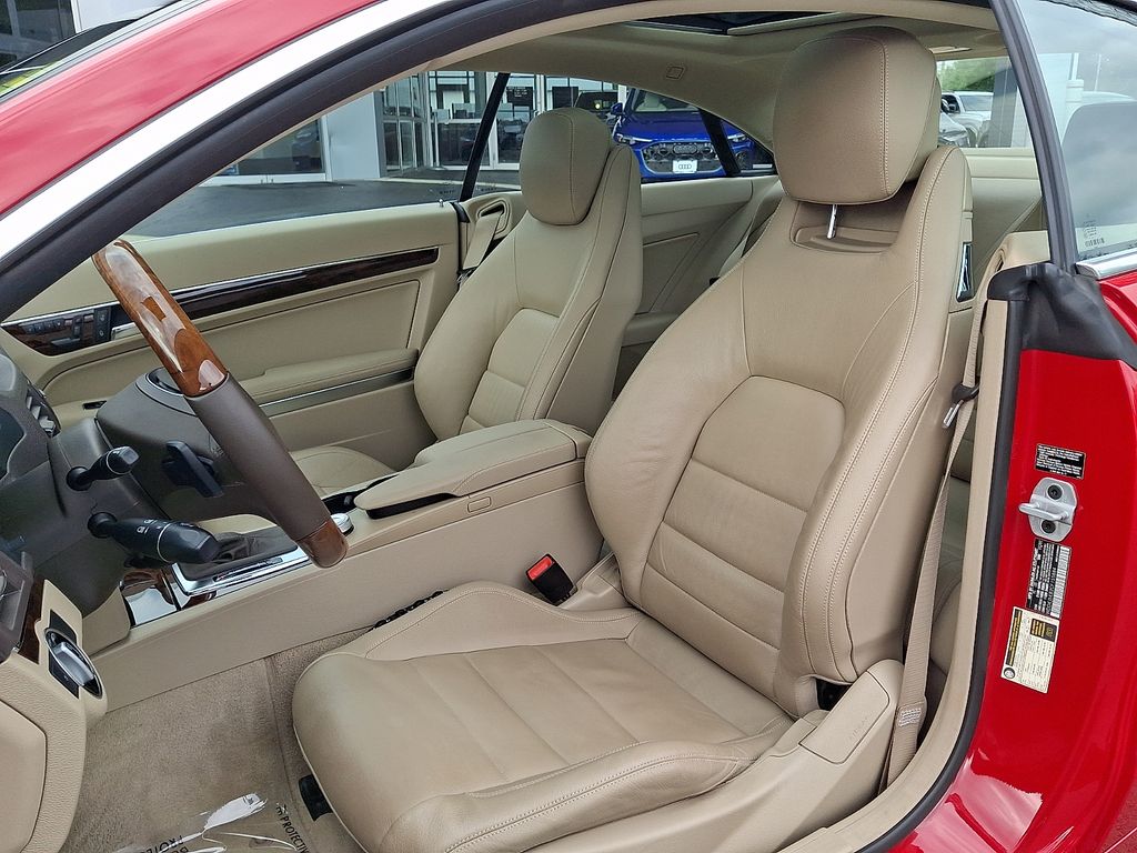 Thumbnail: 2012 Mercedes-Benz E-Class - 13