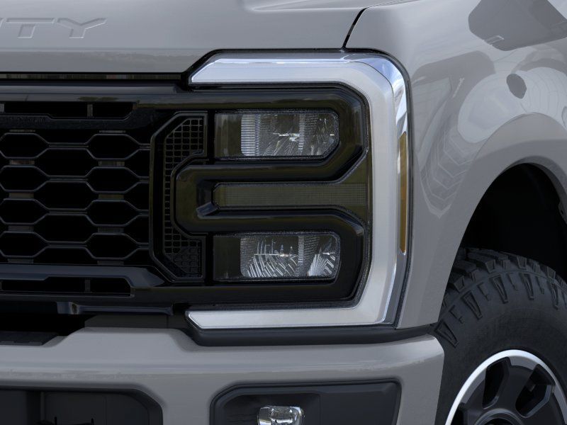 New 2026 Avalanche Ford Lariat image 18