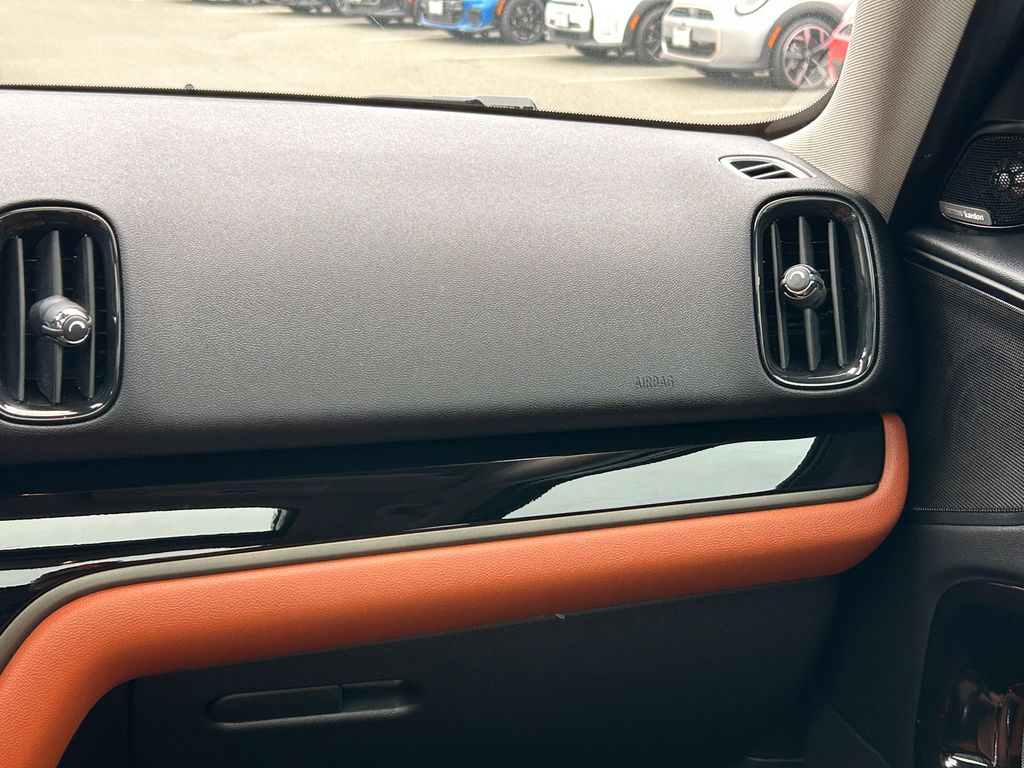 Thumbnail: 2023 MINI Cooper Countryman - 25