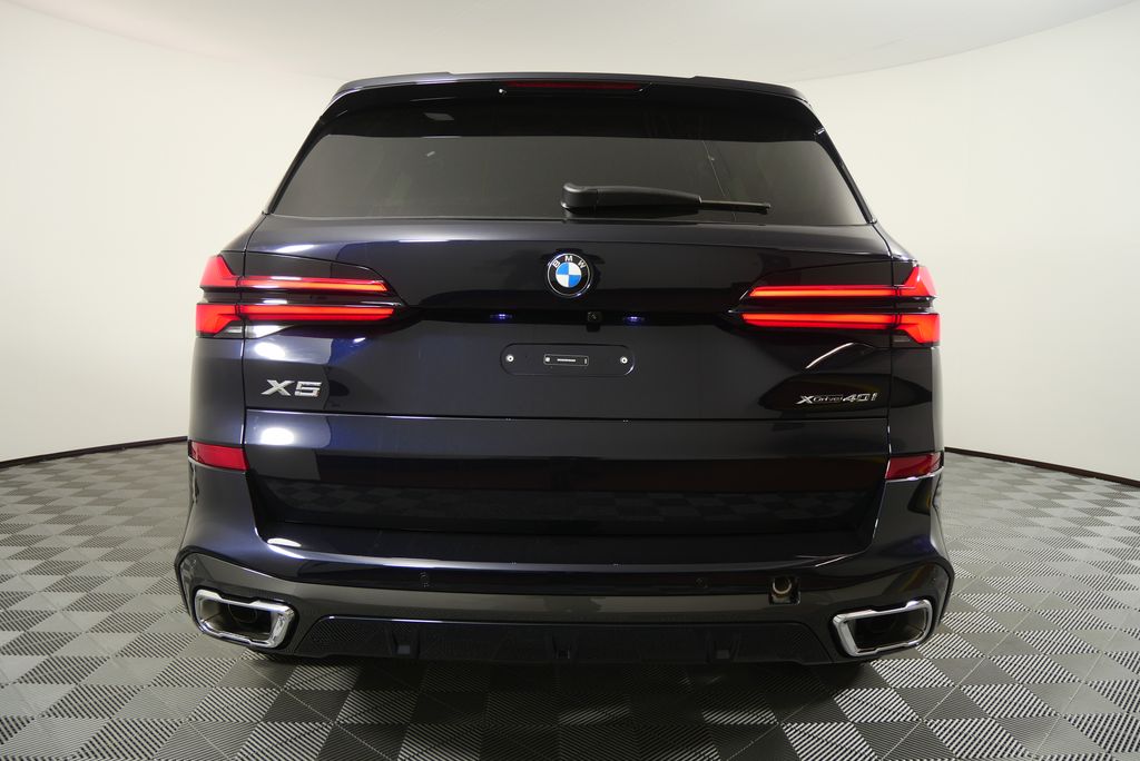 Thumbnail: 2026 BMW X5 - 4