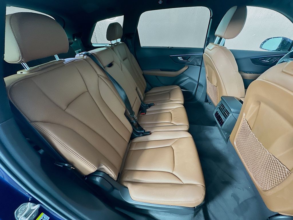 2023 Audi Q7 Premium Plus 29