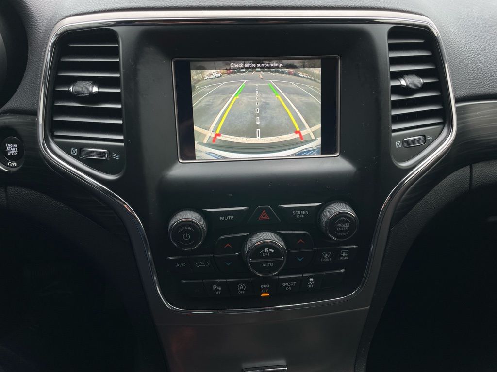 Thumbnail: 2021 Jeep Grand Cherokee - 16