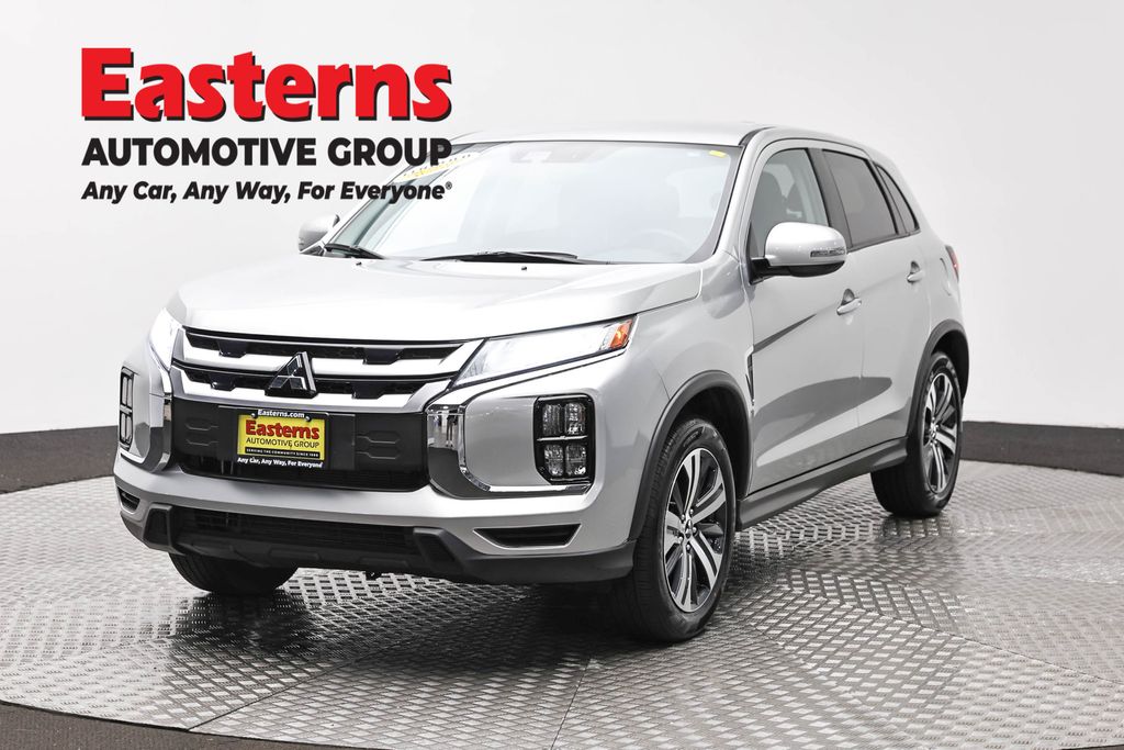 2025 Mitsubishi Outlander Sport 2.0 SE AWC CVT's photo