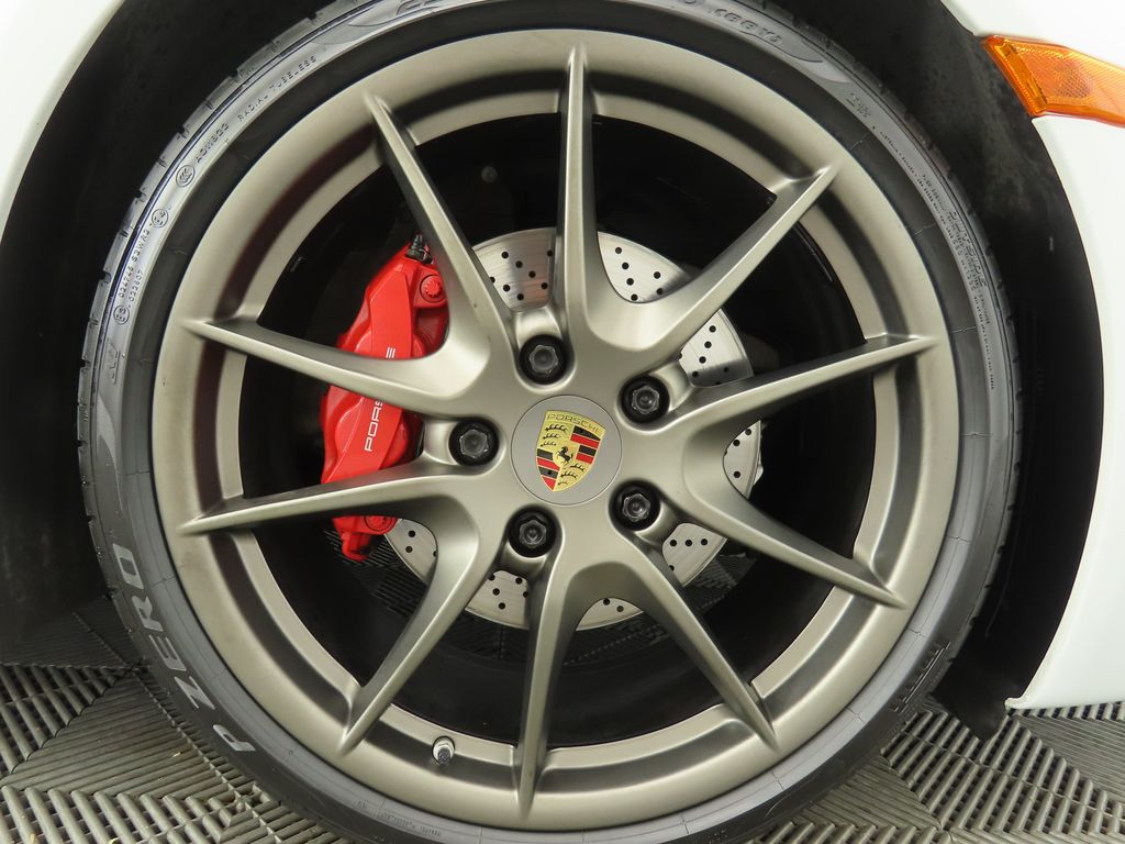 Thumbnail: 2016 Porsche Cayman - 32