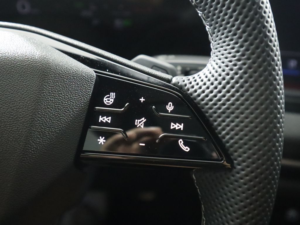 Thumbnail: 2025 Audi S5 - 13