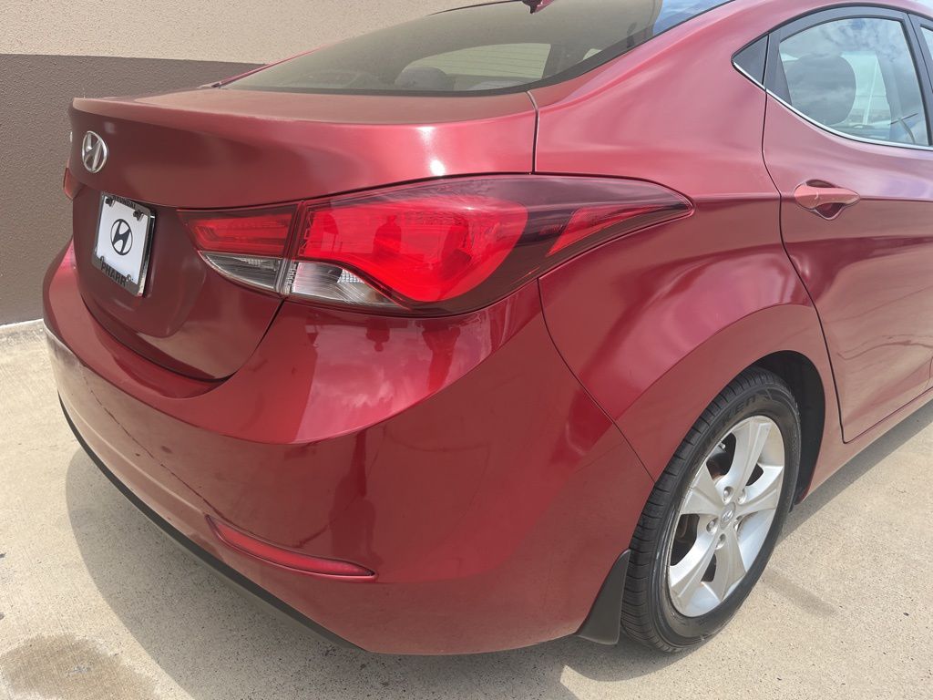 Thumbnail: 2016 Hyundai Elantra - 8