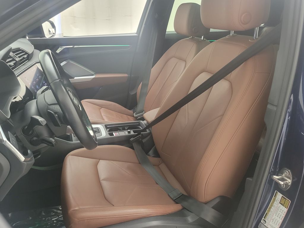 Thumbnail: 2022 Audi Q3 - 23