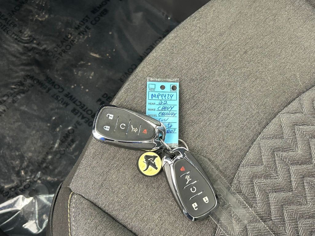 Used 2022 Iridescent Pearl Tricoat Chevrolet LT image 44