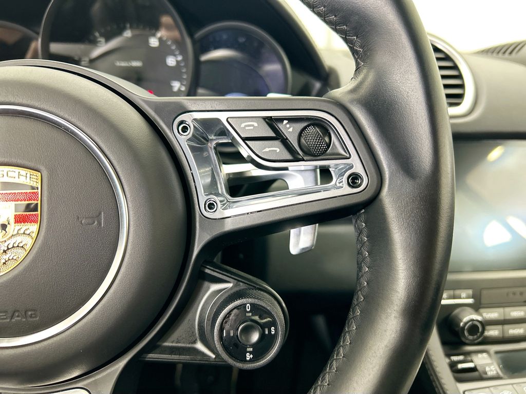 Thumbnail: 2025 Porsche 718 Cayman - 15