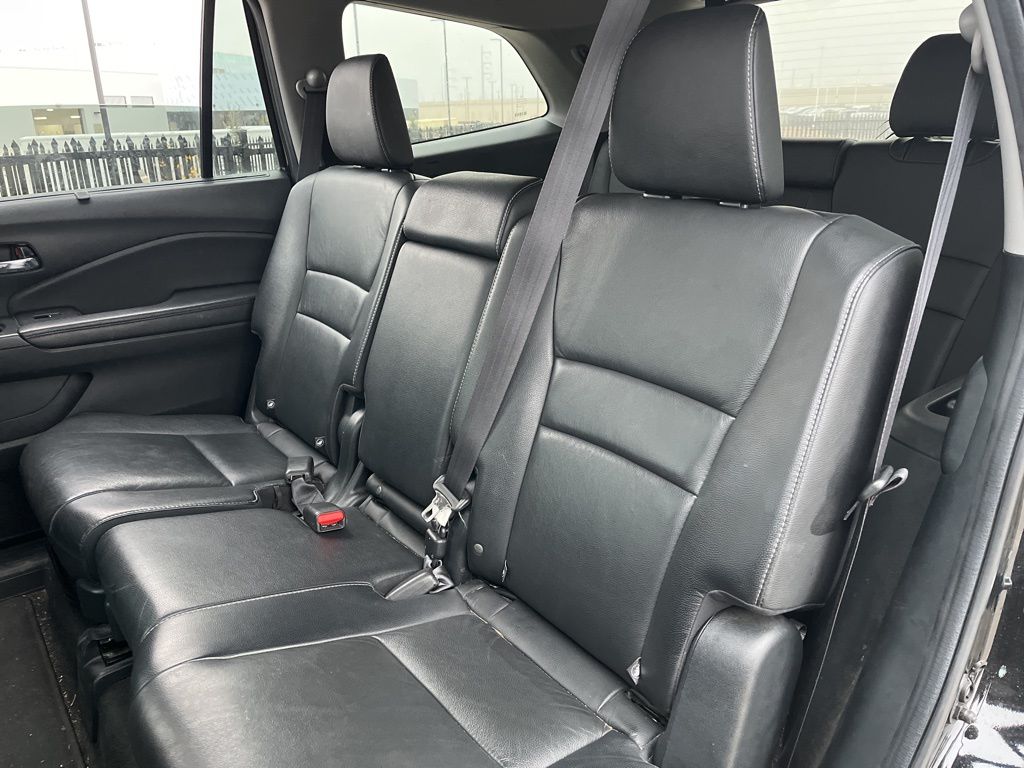 Thumbnail: 2022 Honda Pilot - 25