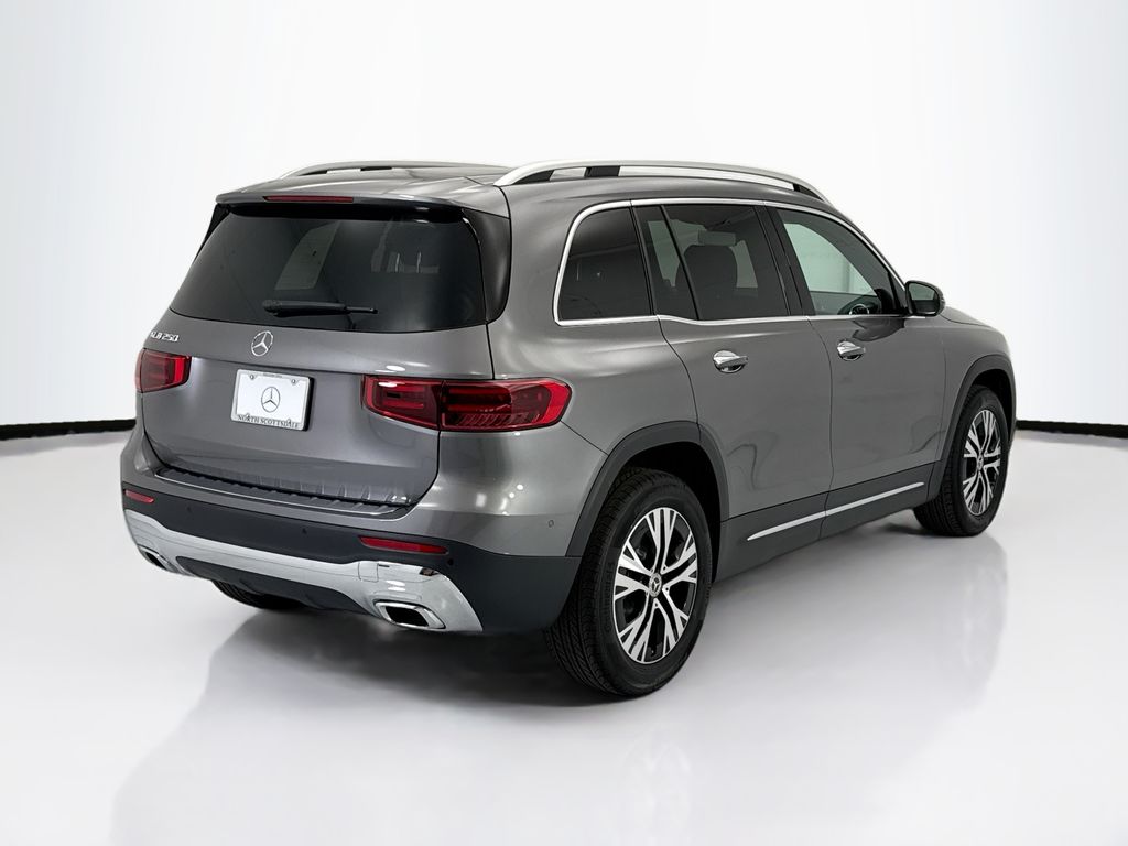 Thumbnail: 2026 Mercedes-Benz GLB - 5