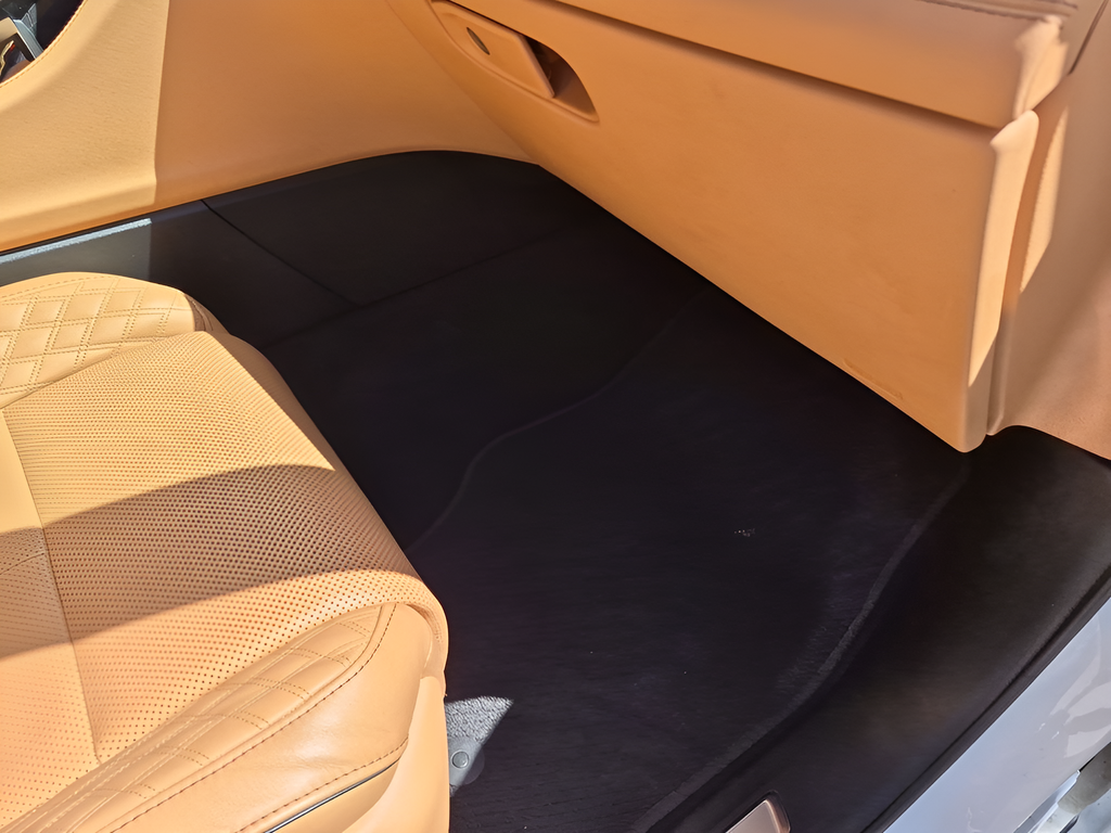 Used 2025 White Jeep Summit image 42