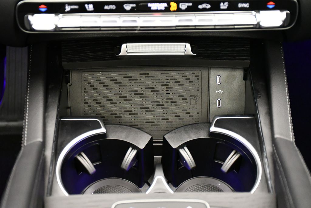 Thumbnail: 2026 Mercedes-Benz GLE - 30