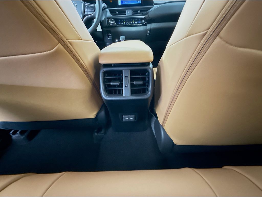 Thumbnail: 2026 Lexus UX - 18