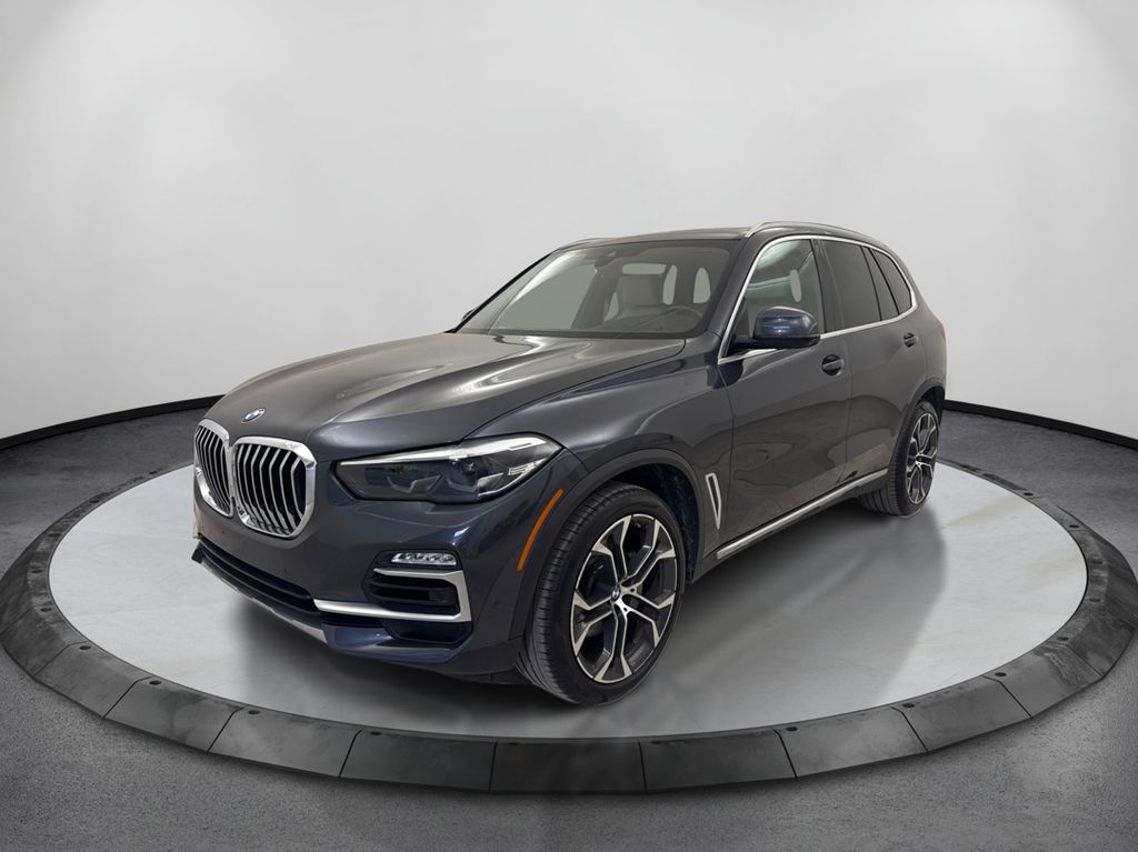 2020 BMW X5 sDrive40i's photo