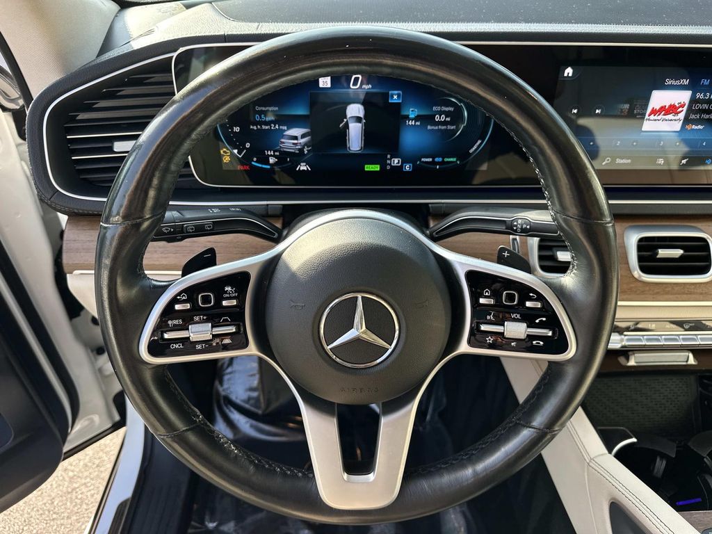 Thumbnail: 2021 Mercedes-Benz GLS - 26