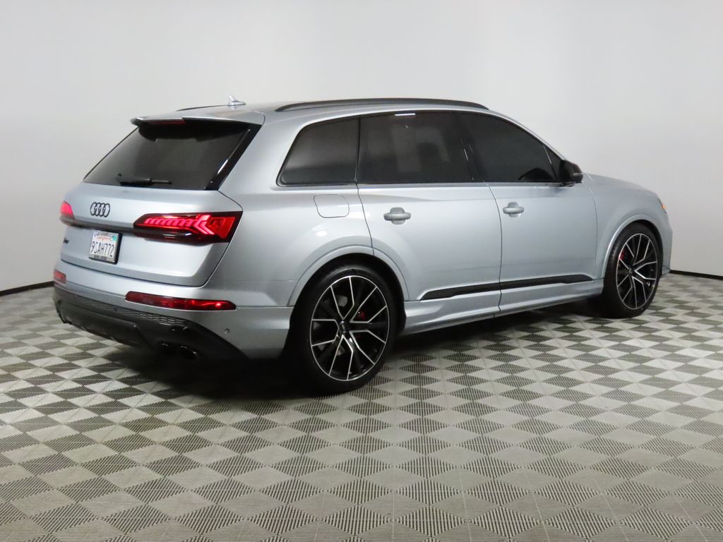Thumbnail: 2023 Audi SQ7 - 5