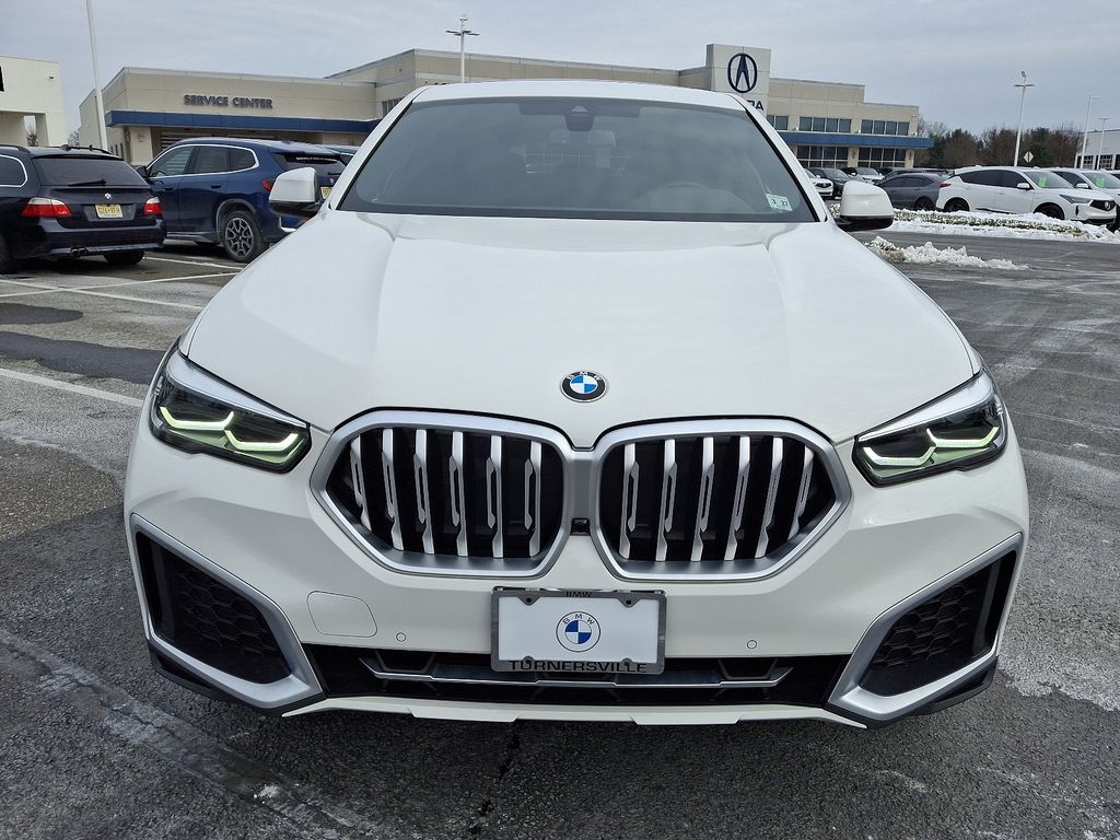 2022 BMW X6 xDrive40i 2