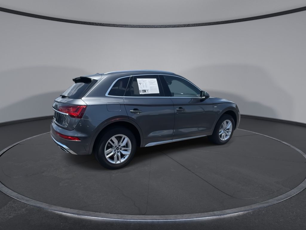 Thumbnail: 2023 Audi Q5 - 9