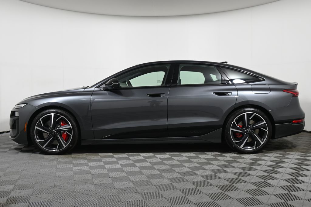 Thumbnail: 2025 Audi S6 - 2