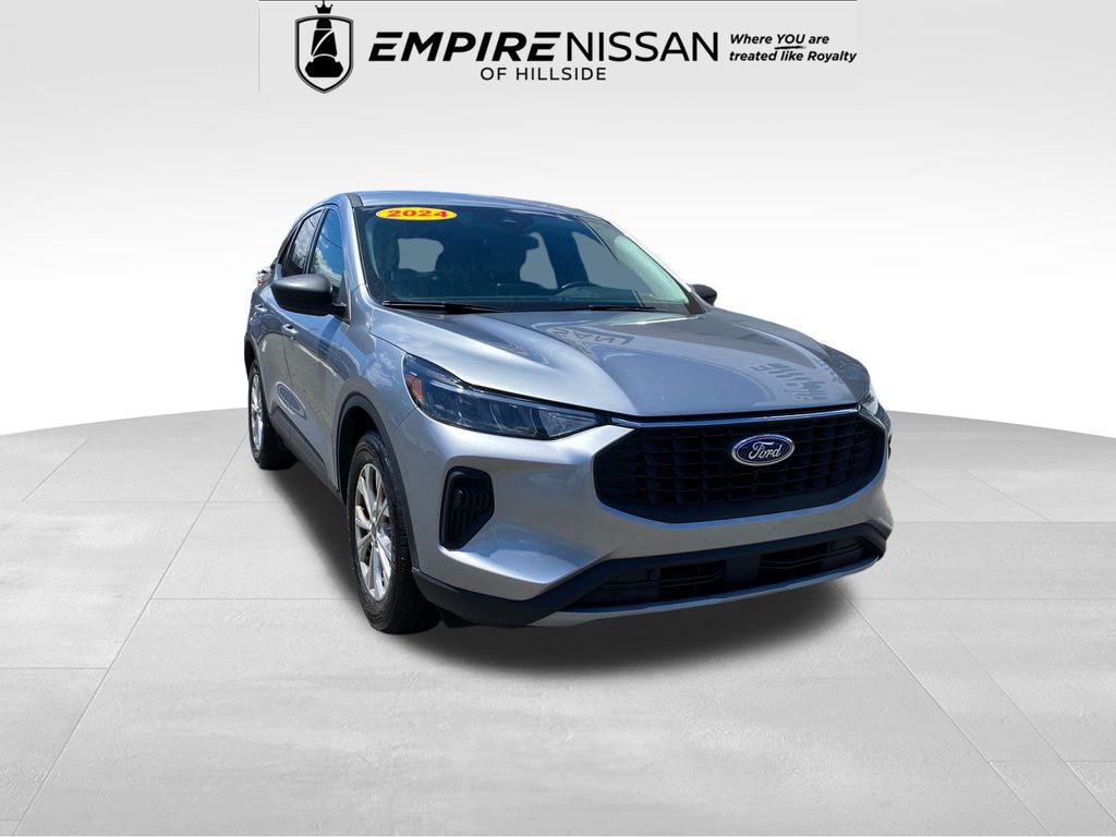 Silver Metallic 2024 Ford Escape SUV / Crossover Front-Wheel Drive 8-Speed Automatic