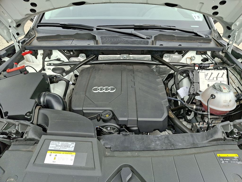 Thumbnail: 2022 Audi Q5 - 30