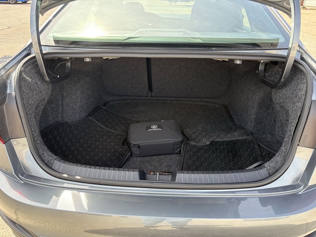 Used 2023 Platinum Gray Metallic Volkswagen 1.5T Sport image 25